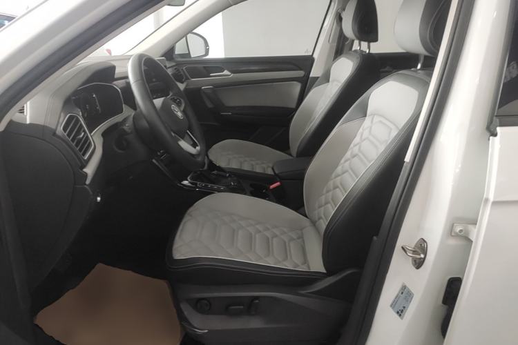Used Volkswagen Tayron 2023 300TSI Two-Wheel-Drive Luxury Plus Advanced Edition Left Front Seat