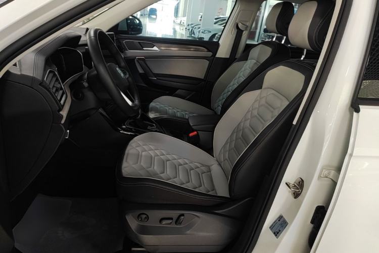 Used Volkswagen Tayron 2023 330TSI Two-Wheel-Drive Luxury Plus Advanced Version Left Front Seat