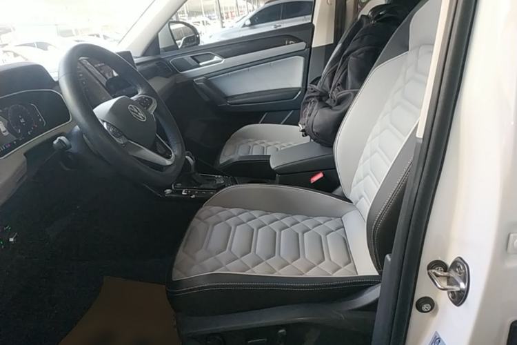 Used Volkswagen Tayron 2023 280TSI Two-Wheel-Drive Luxury Plus Advanced Version Left Front Seat