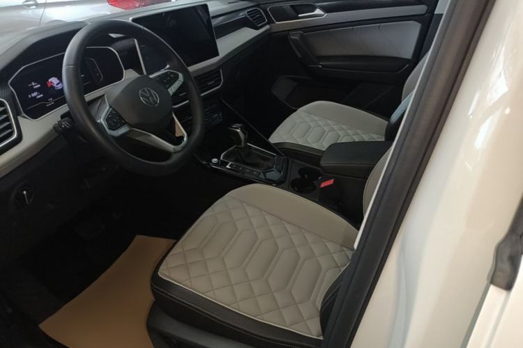 Used Volkswagen Tayron 2023 300TSI Two-Wheel-Drive Luxury Plus Advanced Edition Left Front Seat