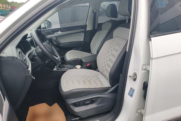 Used Volkswagen Tayron 2023 300TSI Two-Wheel-Drive Luxury Plus Advanced Edition Left Front Seat