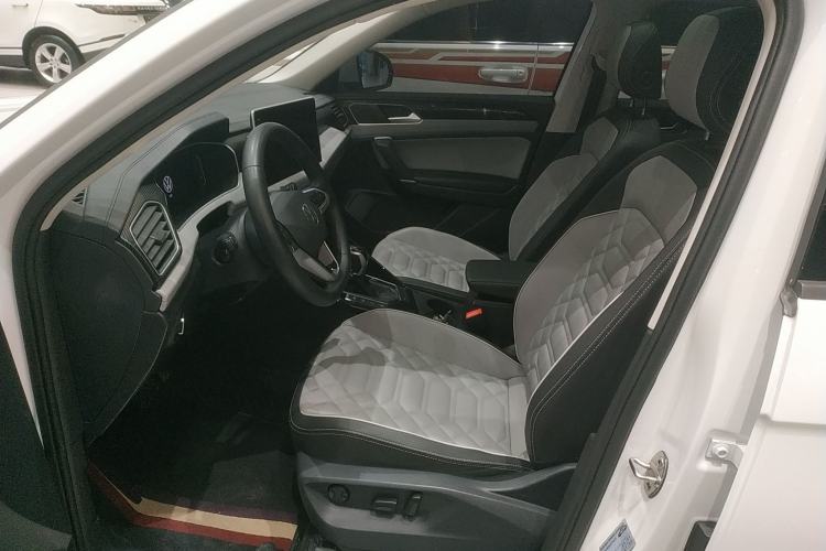 Used Volkswagen Tayron 2023 330TSI Two-Wheel-Drive Luxury Plus Advanced Version Left Front Seat