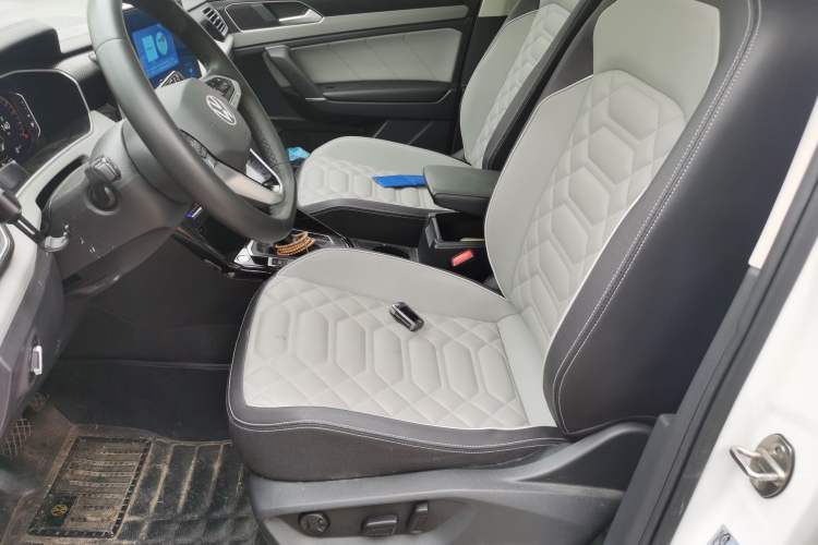 Used Volkswagen Tayron 2023 280TSI Two-Wheel-Drive Luxury Plus Advanced Version Left Front Seat