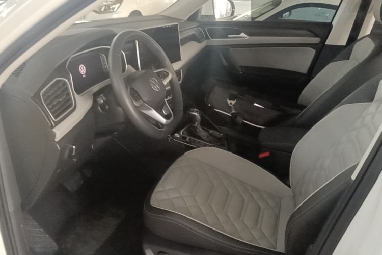 Used Volkswagen Tayron 2023 300TSI Two-Wheel-Drive Luxury Plus Advanced Edition Left Front Seat