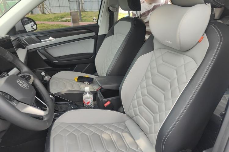 Used Volkswagen Tayron 2023 330TSI Two-Wheel-Drive Luxury Plus Advanced Version Left Front Seat