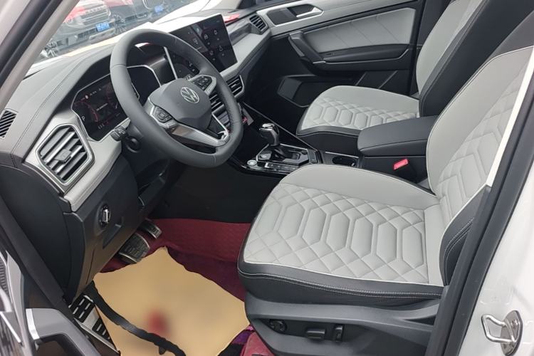 Used Volkswagen Tayron 2023 330TSI Two-Wheel-Drive R-Line High-Energy Version Left Front Seat