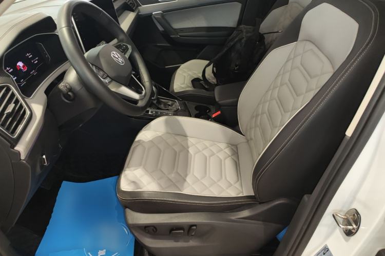 Used Volkswagen Tayron 2023 330TSI Two-Wheel-Drive Luxury Plus Advanced Version Left Front Seat