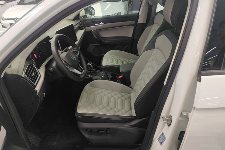 Used Volkswagen Tayron 2023 300TSI Two-Wheel-Drive Luxury Plus Advanced Edition Left Front Seat