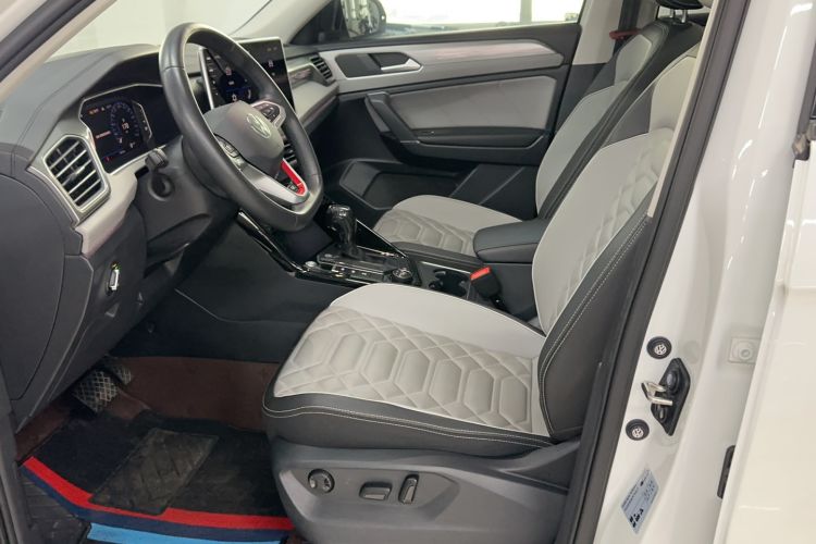 Used Volkswagen Tayron 2023 Revised Version 380TSI All-Wheel Drive R-Line High-Energy Edition Left Front Seat