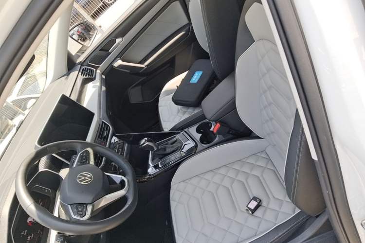 Used Volkswagen Tayron 2023 300TSI Two-Wheel-Drive Luxury Plus Advanced Edition Left Front Seat