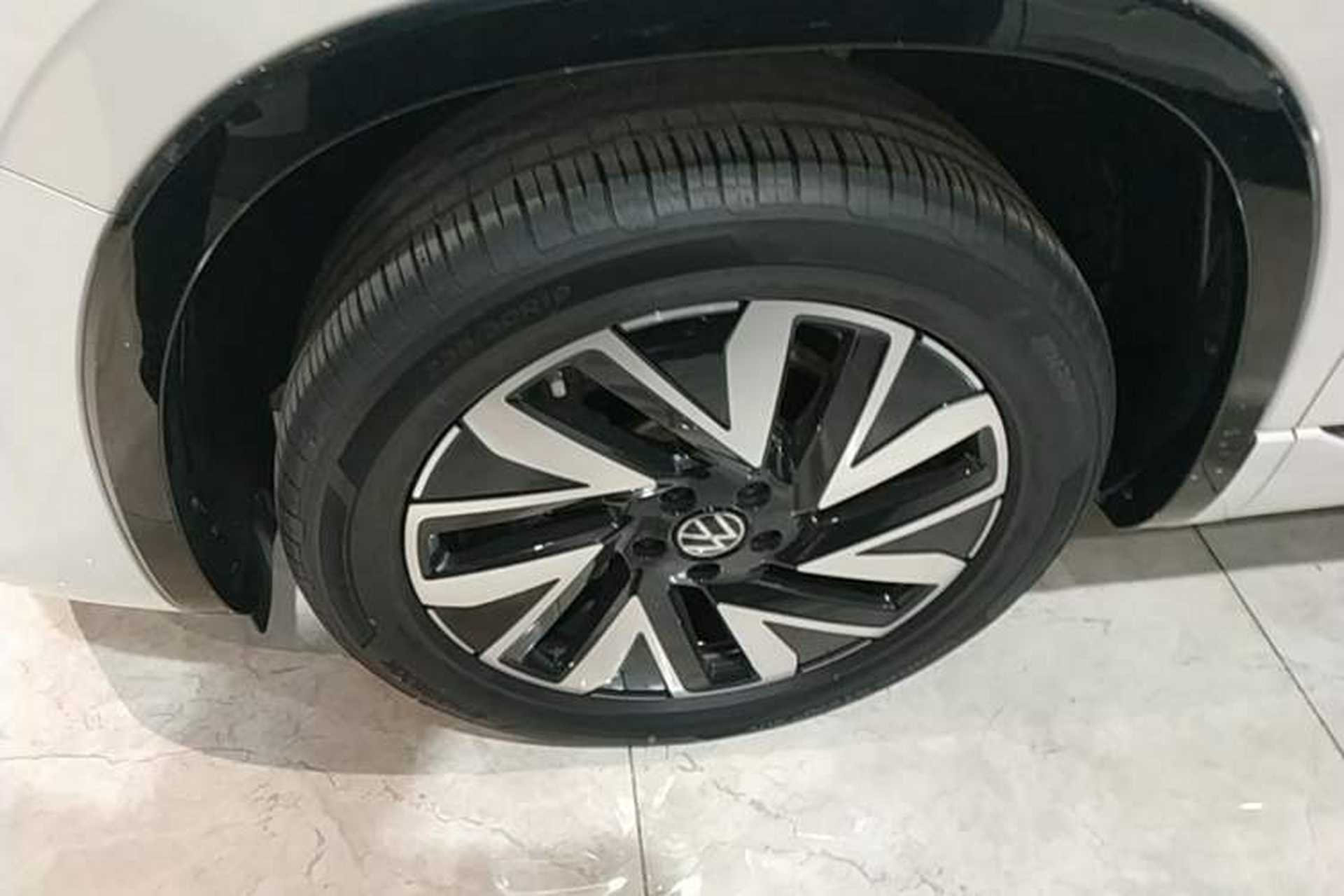 Used Volkswagen Tayron 2023 Revised Version 380TSI All-Wheel Drive R-Line High-Energy Edition Left Front Wheel Hub