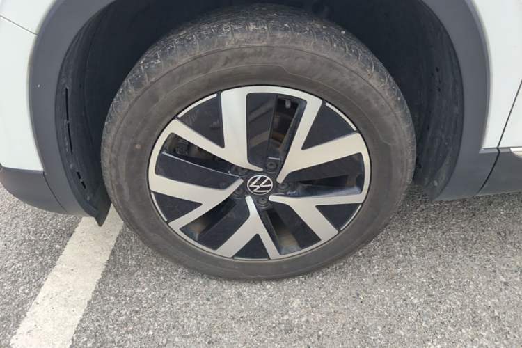 Used Volkswagen Tayron 2023 300TSI Two-Wheel-Drive Luxury Plus Advanced Edition Left Front Wheel Hub