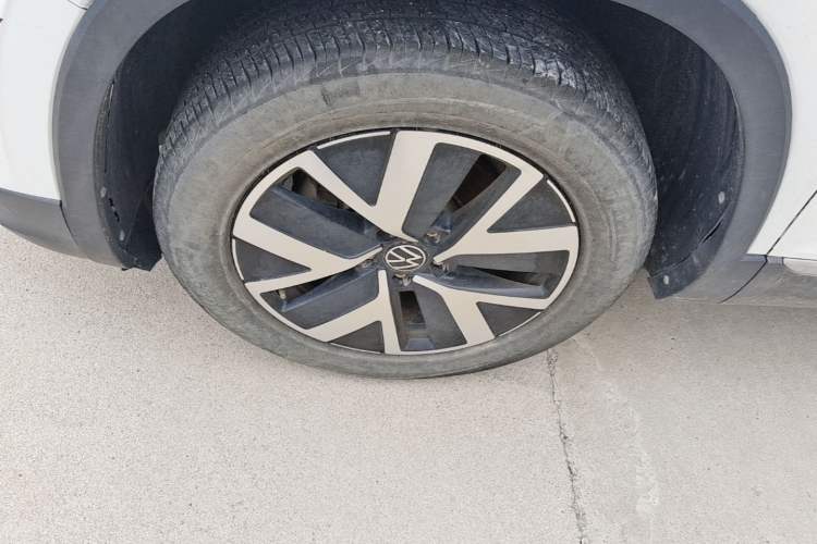 Used Volkswagen Tayron 2023 300TSI Two-Wheel-Drive Luxury Plus Advanced Edition Left Front Wheel Hub