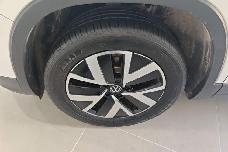 Used Volkswagen Tayron 2023 300TSI Two-Wheel-Drive Luxury Plus Advanced Edition Left Front Wheel Hub