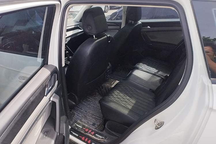 Used Volkswagen Tayron 2023 280TSI Two-Wheel-Drive Luxury Plus Advanced Version Left Rear Seat