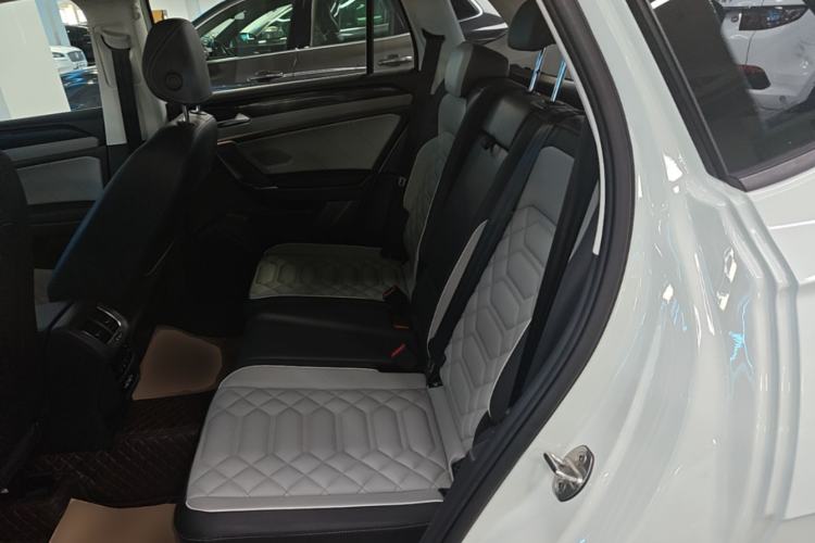 Used Volkswagen Tayron 2023 330TSI Two-Wheel-Drive Luxury Plus Advanced Version Left Rear Seat