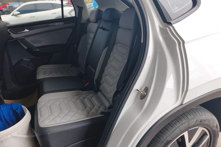 Used Volkswagen Tayron 2023 300TSI Two-Wheel-Drive Luxury Plus Advanced Edition Left Rear Seat