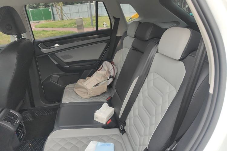 Used Volkswagen Tayron 2023 330TSI Two-Wheel-Drive Luxury Plus Advanced Version Left Rear Seat