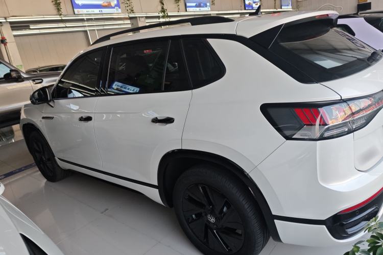 Used Volkswagen Tayron 2023 Revised Version 380TSI All-Wheel Drive R-Line High-Energy Edition Left Side