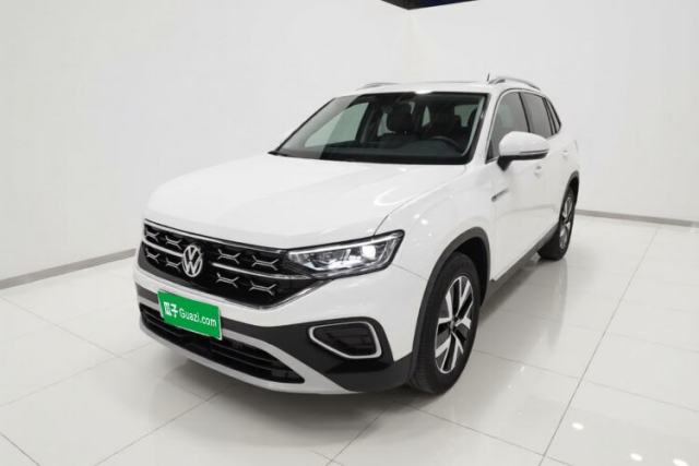 Ojetý Volkswagen Tayron 2023 330TSI Two-Wheel-Drive Luxury Plus Advanced Version