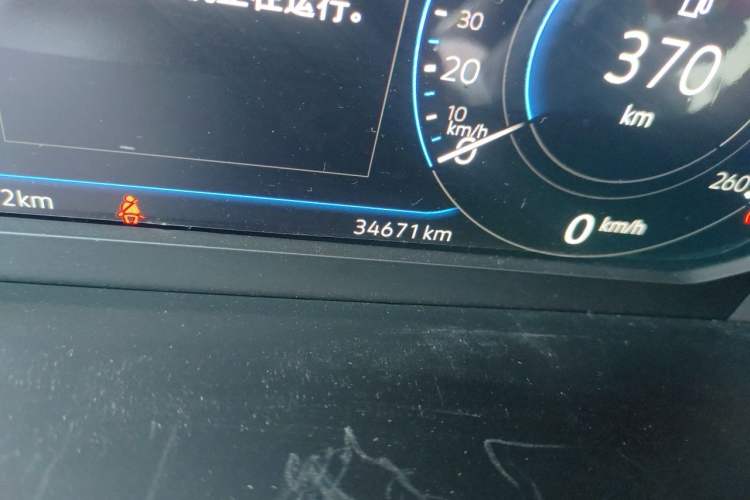Used Volkswagen Tayron 2023 330TSI Two-Wheel-Drive R-Line High-Energy Version Odometer Close Up