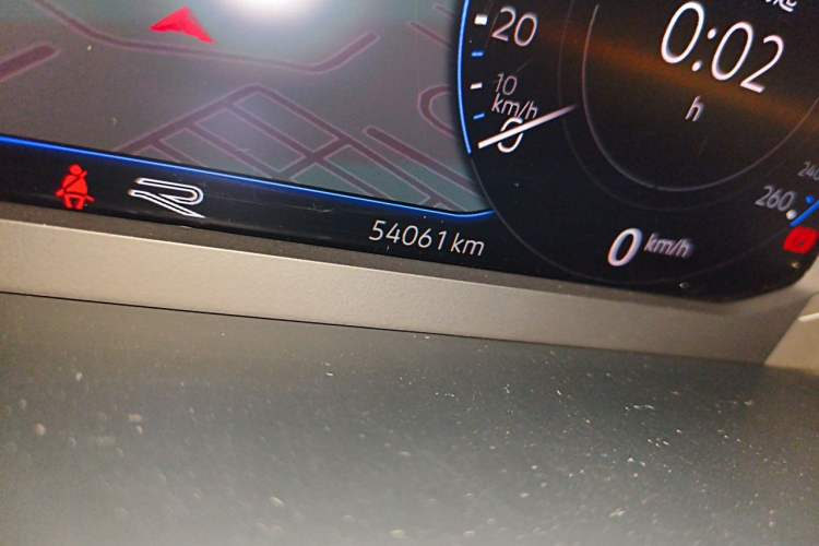 Used Volkswagen Tayron 2023 380TSI Four-Wheel Drive R-Line Pro Smart Edition Odometer Close Up