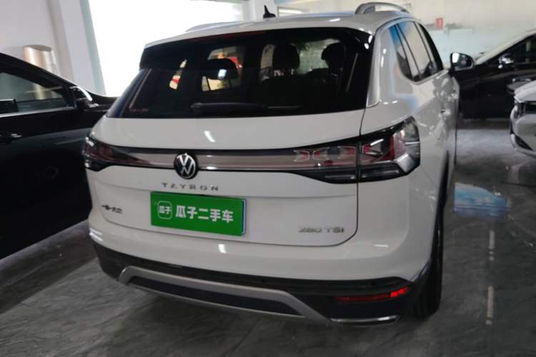 Used Volkswagen Tayron 2023 280TSI Two-Wheel-Drive Luxury Plus Advanced Version Rear