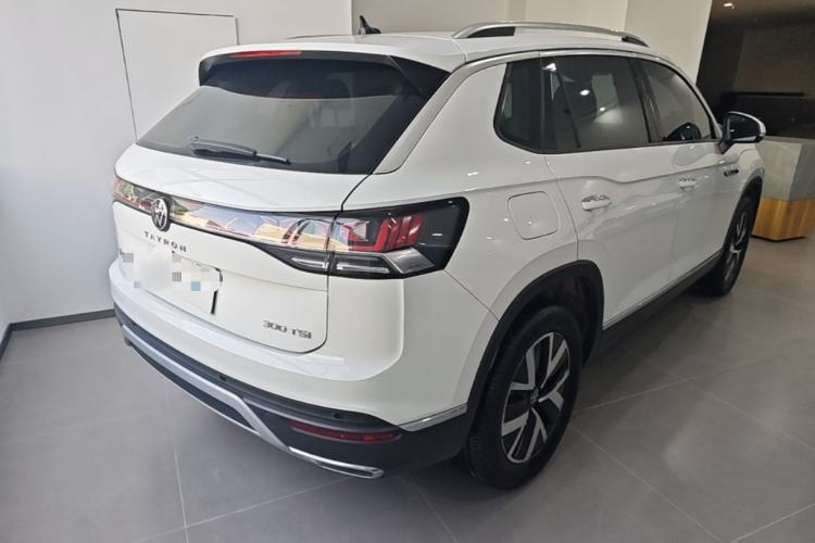 Used Volkswagen Tayron 2023 300TSI Two-Wheel-Drive Luxury Plus Advanced Edition Rear Right 45 Deg