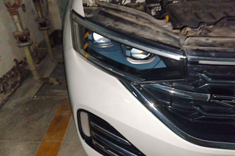 Used Volkswagen Tayron 2023 380TSI Four-Wheel Drive R-Line Pro Smart Edition Right Front Headlight