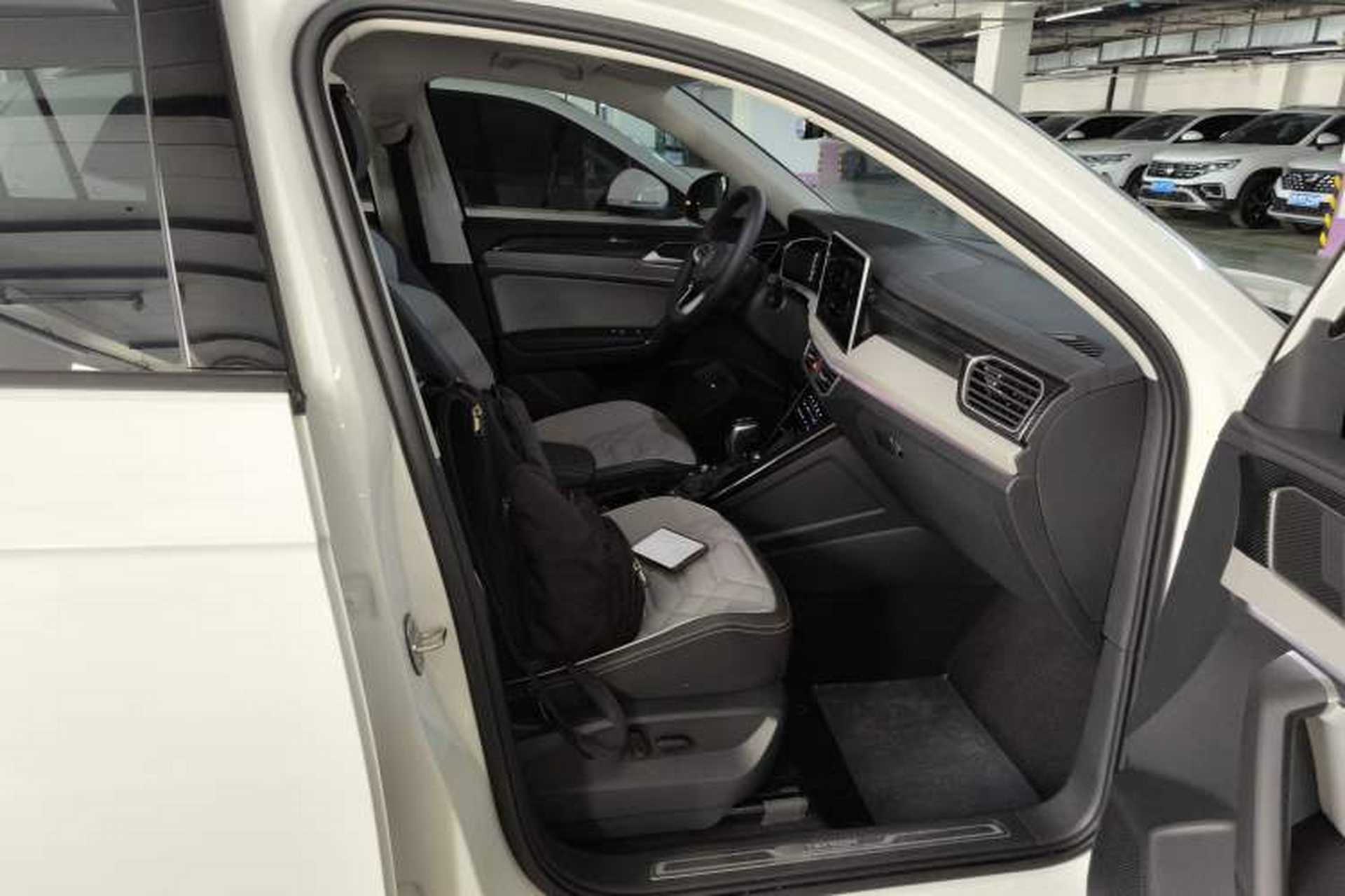 Used Volkswagen Tayron 2023 280TSI Two-Wheel-Drive Luxury Plus Advanced Version Right Front Seat