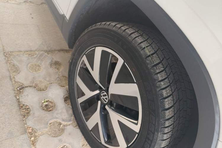 Used Volkswagen Tayron 2023 300TSI Two-Wheel-Drive Luxury Plus Advanced Edition Right Front Wheel Hub