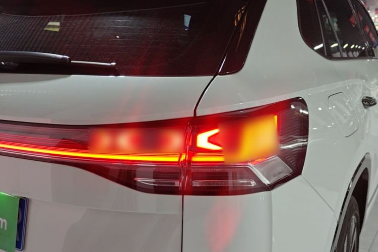Used Volkswagen Tayron 2023 Revised Version 380TSI All-Wheel Drive R-Line Pro Smart Edition Right Rear Taillight