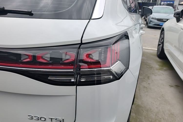 Used Volkswagen Tayron 2023 330TSI Two-Wheel-Drive R-Line High-Energy Version Right Rear Taillight
