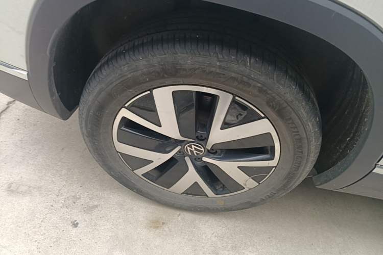 Used Volkswagen Tayron 2023 300TSI Two-Wheel-Drive Luxury Plus Advanced Edition Right Rear Wheel Hub