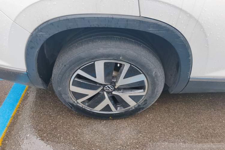 Used Volkswagen Tayron 2023 300TSI Two-Wheel-Drive Luxury Plus Advanced Edition Right Rear Wheel Hub