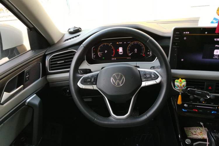 Used Volkswagen Tayron 2023 330TSI Two-Wheel-Drive Luxury Plus Advanced Version Steering Wheel
