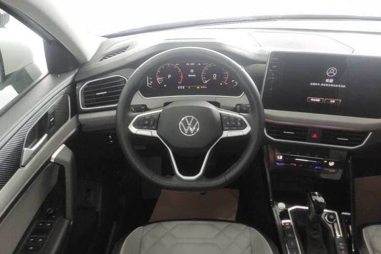 Used Volkswagen Tayron 2023 300TSI Two-Wheel-Drive Luxury Plus Advanced Edition Steering Wheel