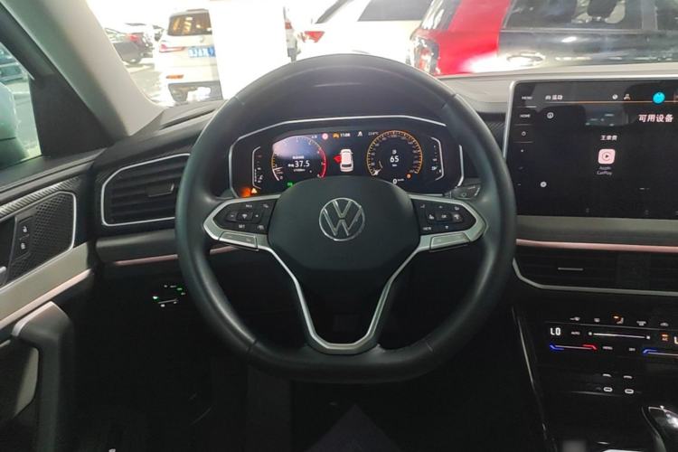 Used Volkswagen Tayron 2023 330TSI Two-Wheel-Drive Luxury Plus Advanced Version Steering Wheel