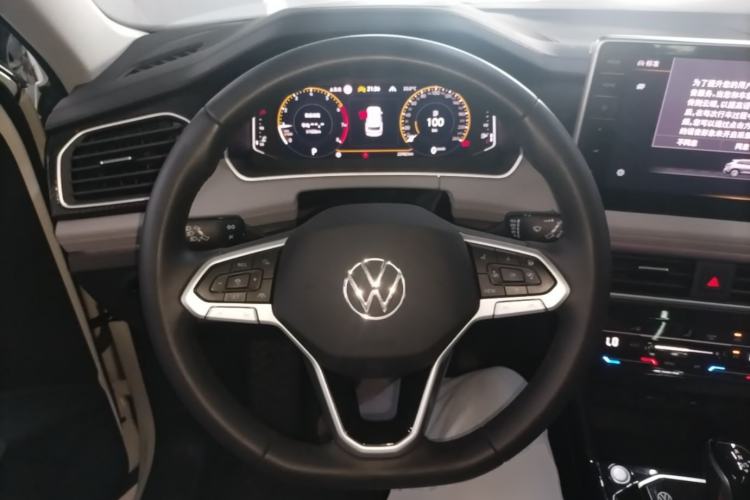 Used Volkswagen Tayron 2023 300TSI Two-Wheel-Drive Luxury Plus Advanced Edition Steering Wheel