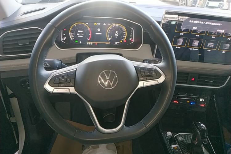 Used Volkswagen Tayron 2023 280TSI Two-Wheel-Drive Luxury Plus Advanced Version Steering Wheel