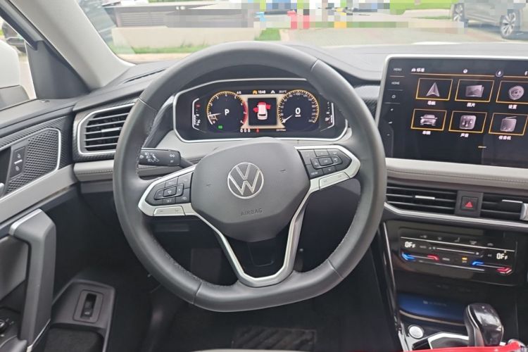 Used Volkswagen Tayron 2023 330TSI Two-Wheel-Drive Luxury Plus Advanced Version Steering Wheel
