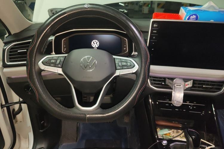 Used Volkswagen Tayron 2023 330TSI Two-Wheel-Drive Luxury Plus Advanced Version Steering Wheel