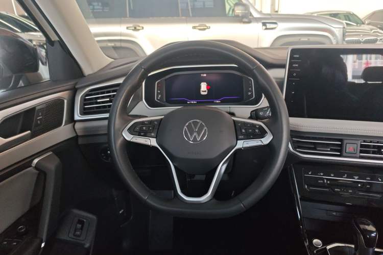 Used Volkswagen Tayron 2023 Revised Version 380TSI All-Wheel Drive R-Line High-Energy Edition Steering Wheel
