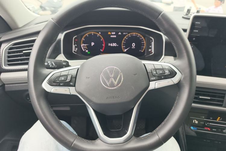 Used Volkswagen Tayron 2023 300TSI Two-Wheel-Drive Luxury Plus Advanced Edition Steering Wheel