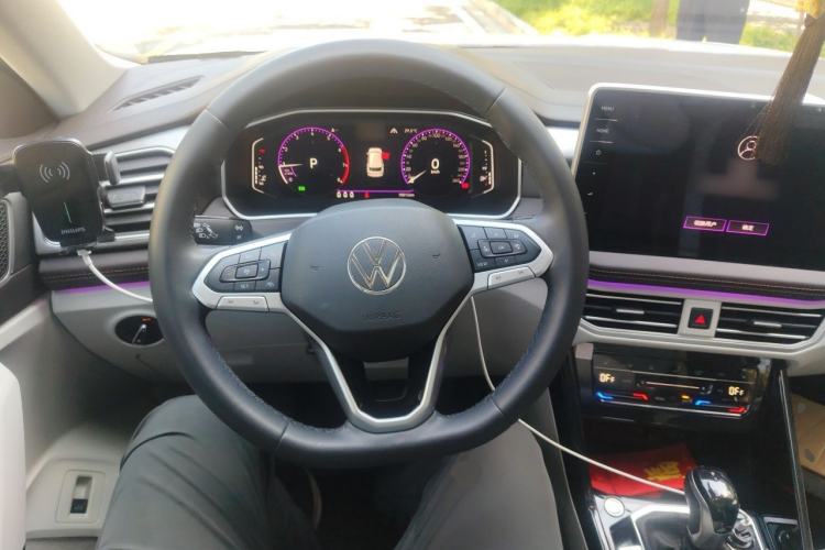 Used Volkswagen Tayron 2023 380TSI Four-Wheel Drive R-Line High-Energy Version Steering Wheel