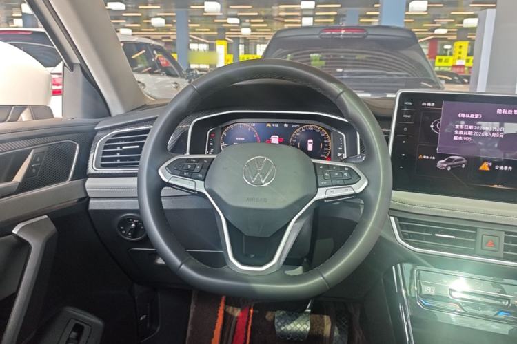 Used Volkswagen Tayron 2023 330TSI Two-Wheel-Drive Luxury Plus Advanced Version Steering Wheel
