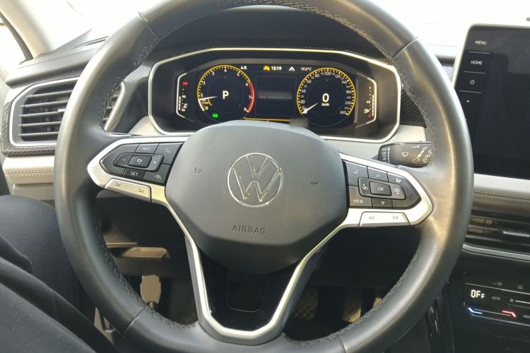Used Volkswagen Tayron 2023 300TSI Two-Wheel-Drive Luxury Plus Advanced Edition Steering Wheel