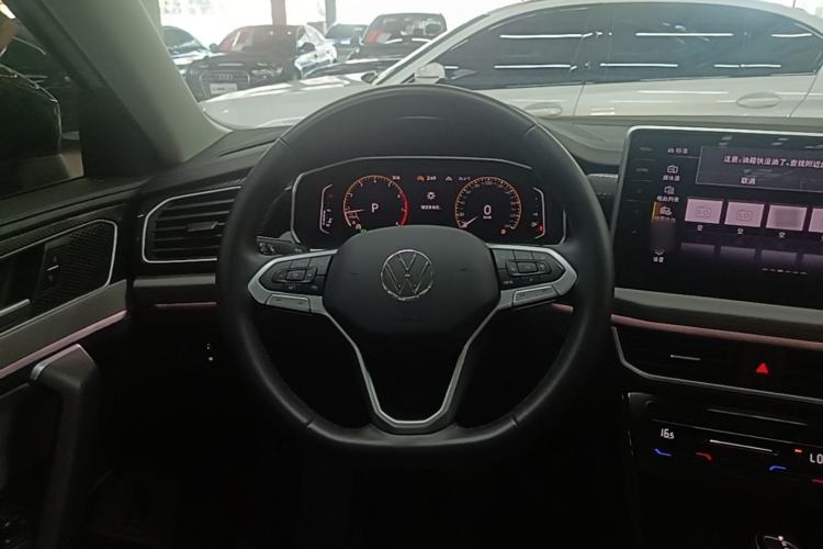 Used Volkswagen Tayron 2023 330TSI Two-Wheel-Drive Luxury Plus Advanced Version Steering Wheel