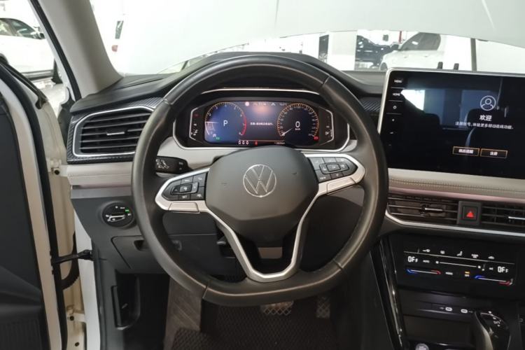 Used Volkswagen Tayron 2023 330TSI Two-Wheel-Drive Luxury Plus Advanced Version Steering Wheel
