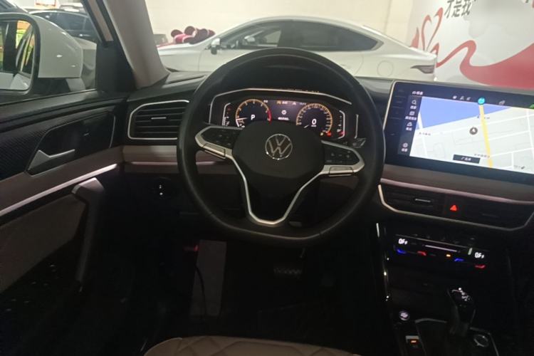Used Volkswagen Tayron 2023 300TSI Two-Wheel-Drive Luxury Plus Advanced Edition Steering Wheel